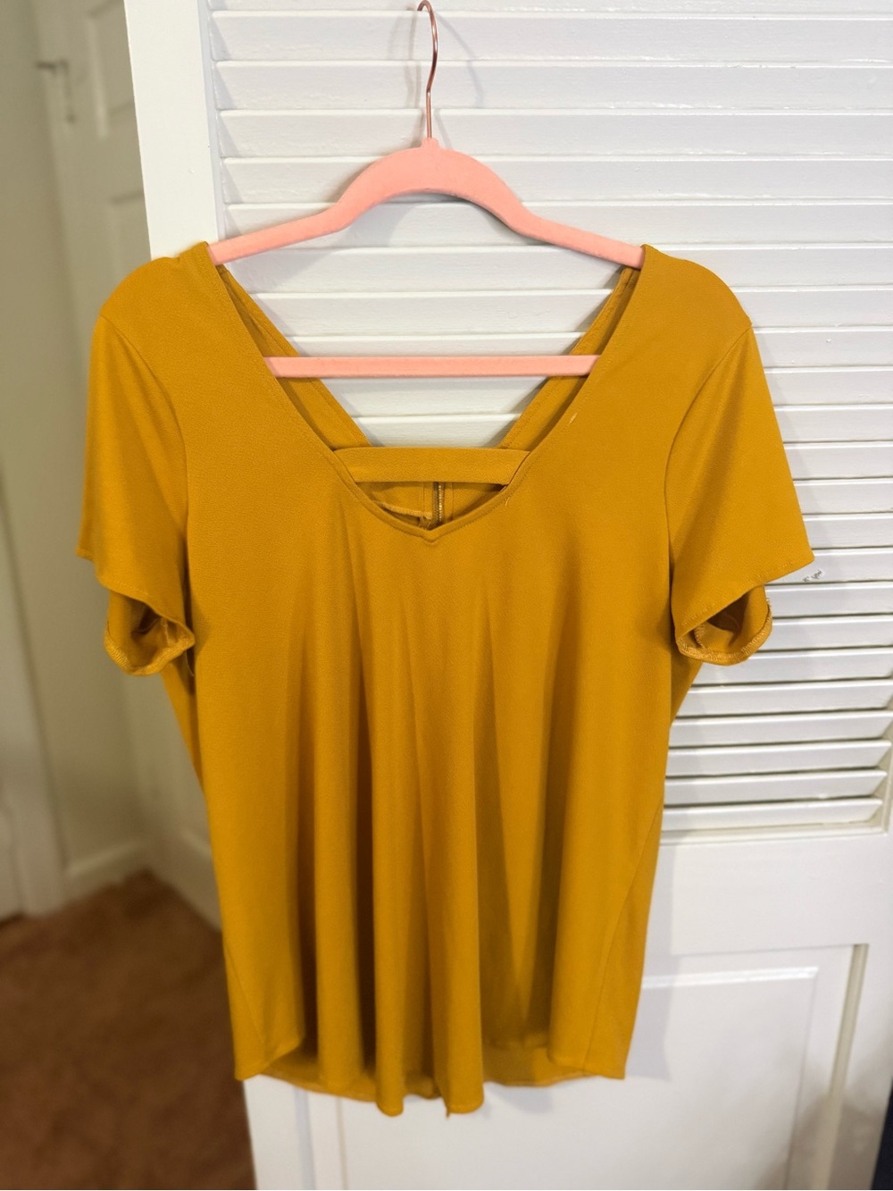 Buckle Mustard Short-Sleeve V-Neck Top with Back Strap